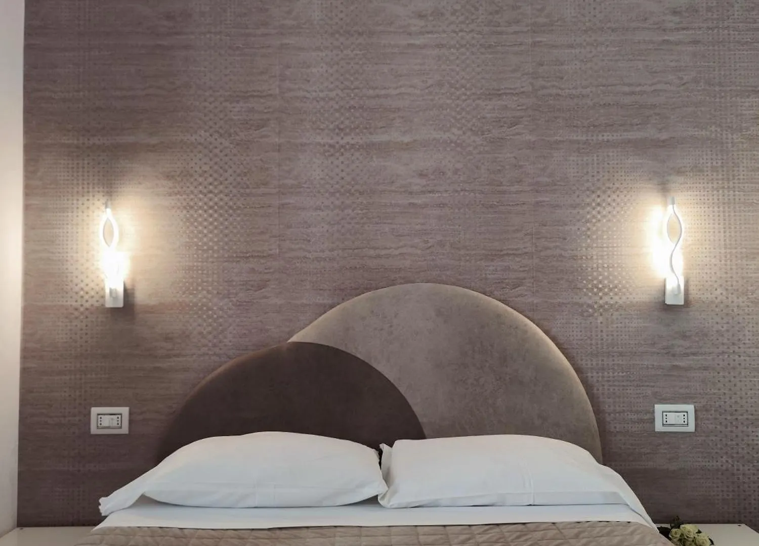Nashira Rooms Florence Italy